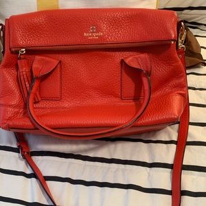 KATE SPADE LARGE CROSSBODY IN LIKE NEW CONDITION